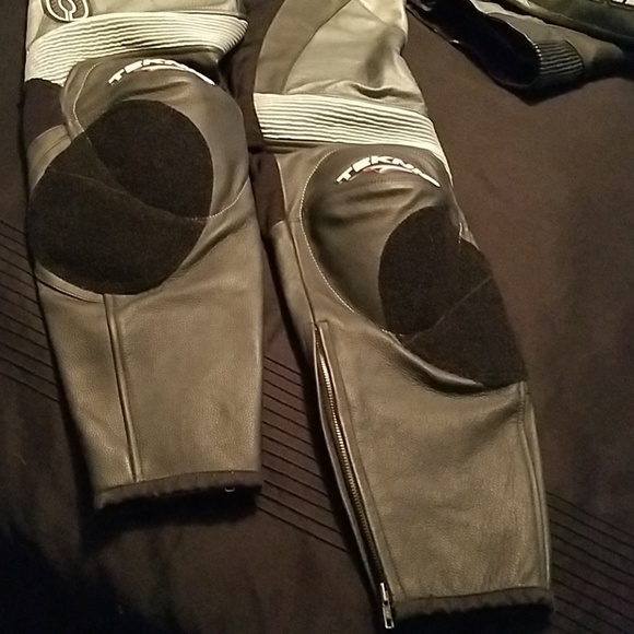 Teknik Violator Motorcycle Riding Jacket and Pant - Picture 3 of 7